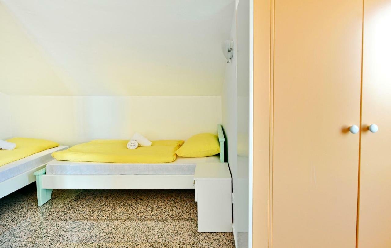 Apartman Del Mar Apartment Porec Exterior photo